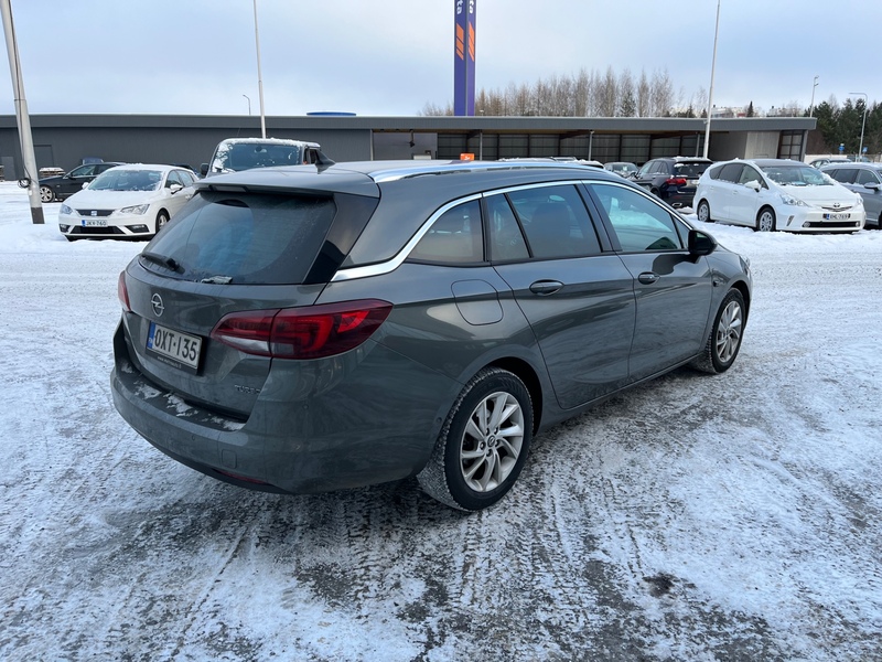 Opel Astra vaihtoauto