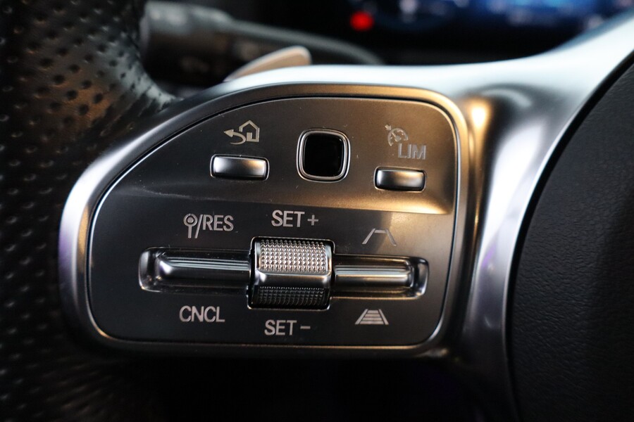 Mercedes-Benz GLA vaihtoauto