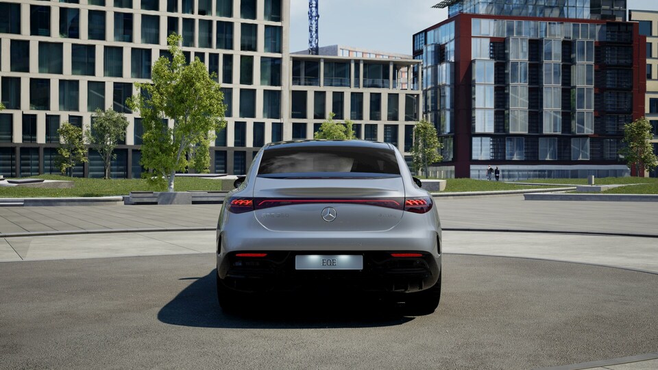 Mercedes-Benz EQE vaihtoauto