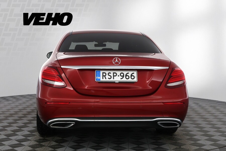 Mercedes-Benz E vaihtoauto