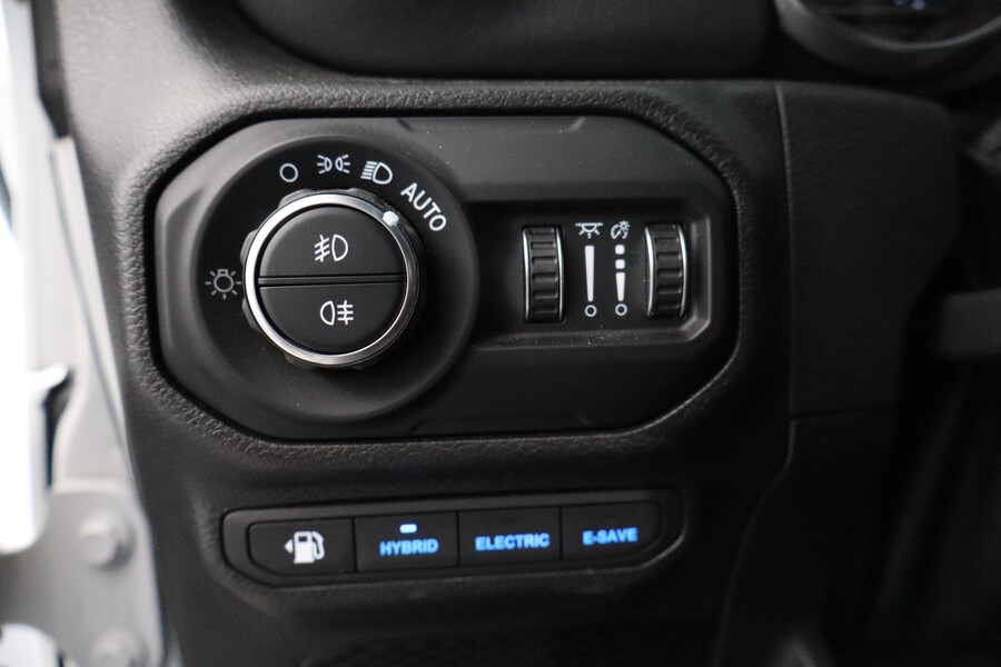 Jeep Wrangler vaihtoauto