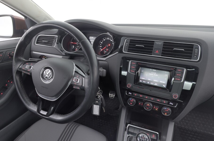 Volkswagen Jetta vaihtoauto
