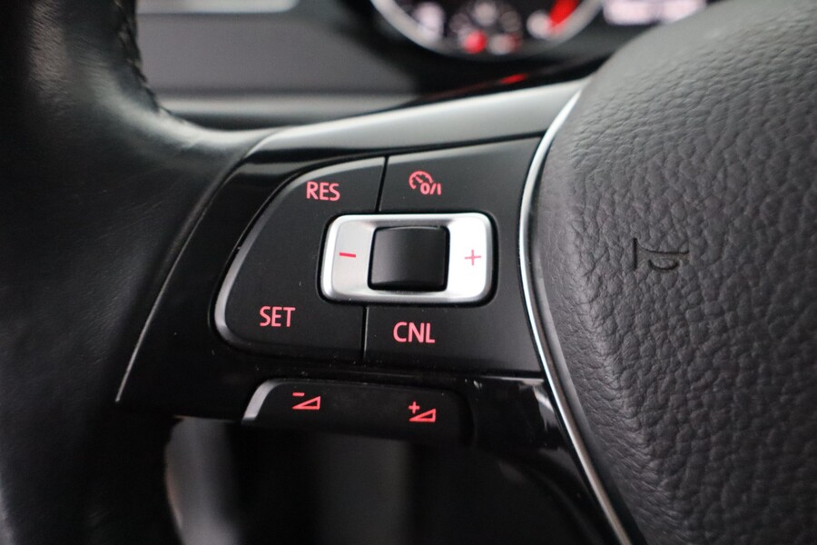 Volkswagen Jetta vaihtoauto