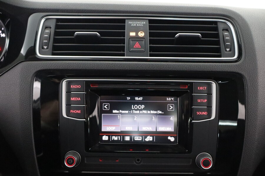 Volkswagen Jetta vaihtoauto