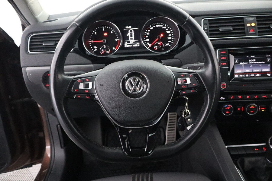 Volkswagen Jetta vaihtoauto