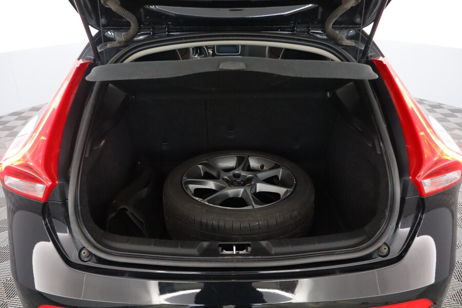 Volvo V40 vaihtoauto