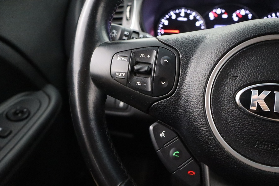 Kia Carens vaihtoauto