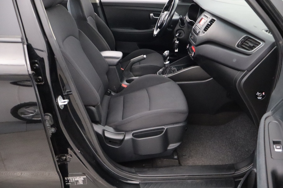 Kia Carens vaihtoauto