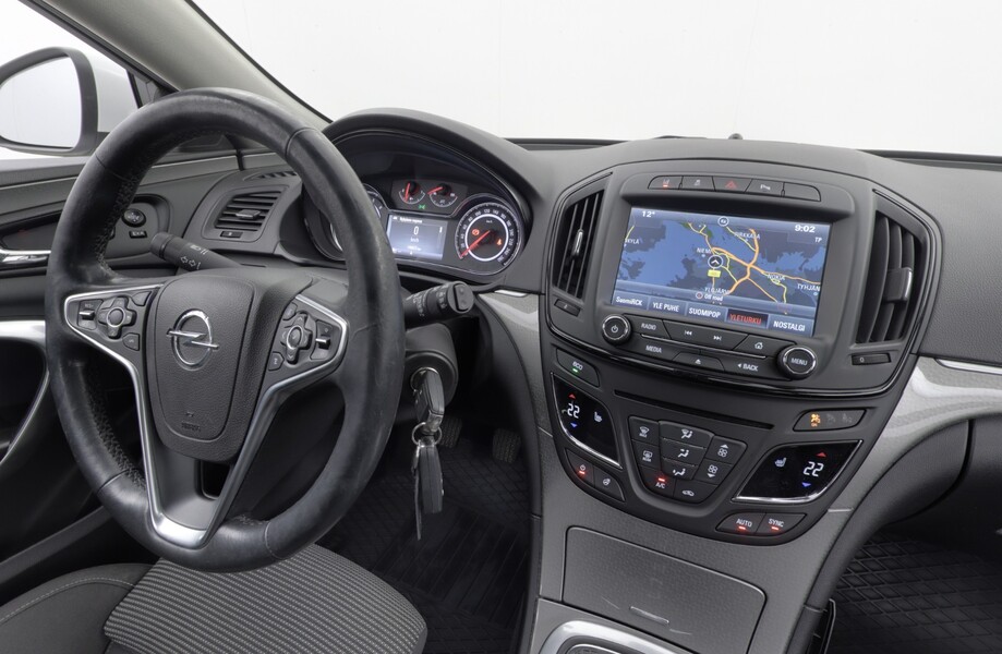 Opel Insignia vaihtoauto