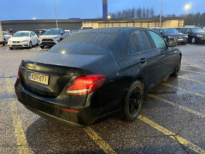 Mercedes-Benz E vaihtoauto