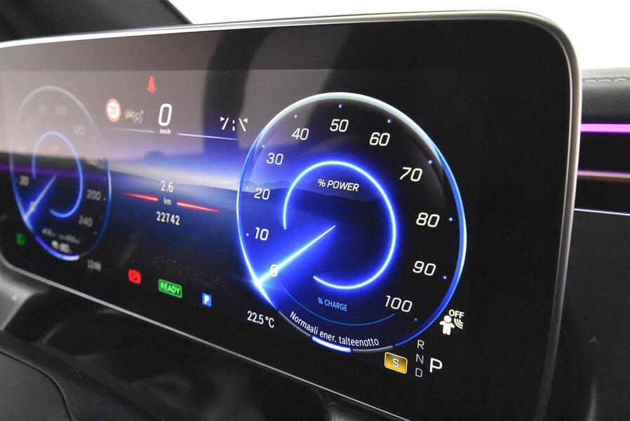 Mercedes-Benz EQE vaihtoauto