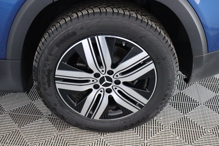 Mercedes-Benz EQB vaihtoauto