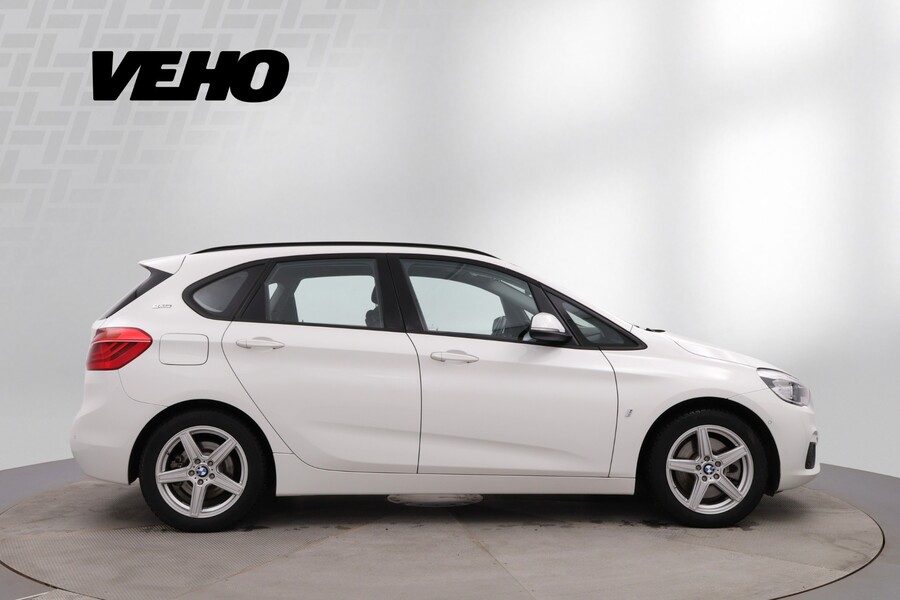 BMW 225 vaihtoauto