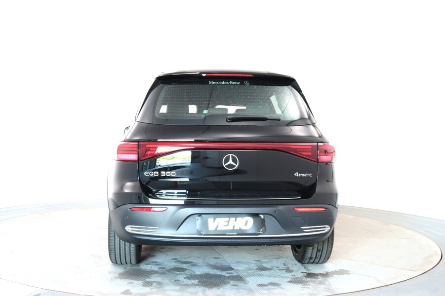 Mercedes-Benz EQB vaihtoauto