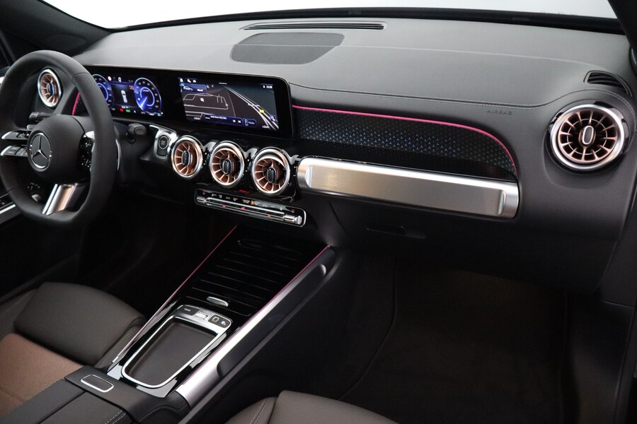 Mercedes-Benz EQB vaihtoauto