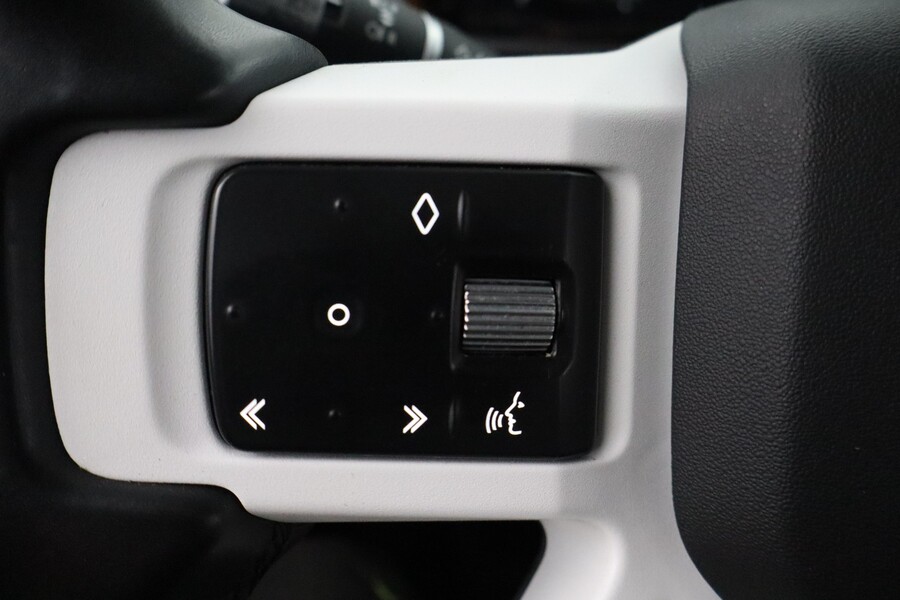 Land Rover Defender vaihtoauto