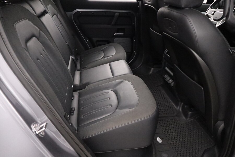 Land Rover Defender vaihtoauto