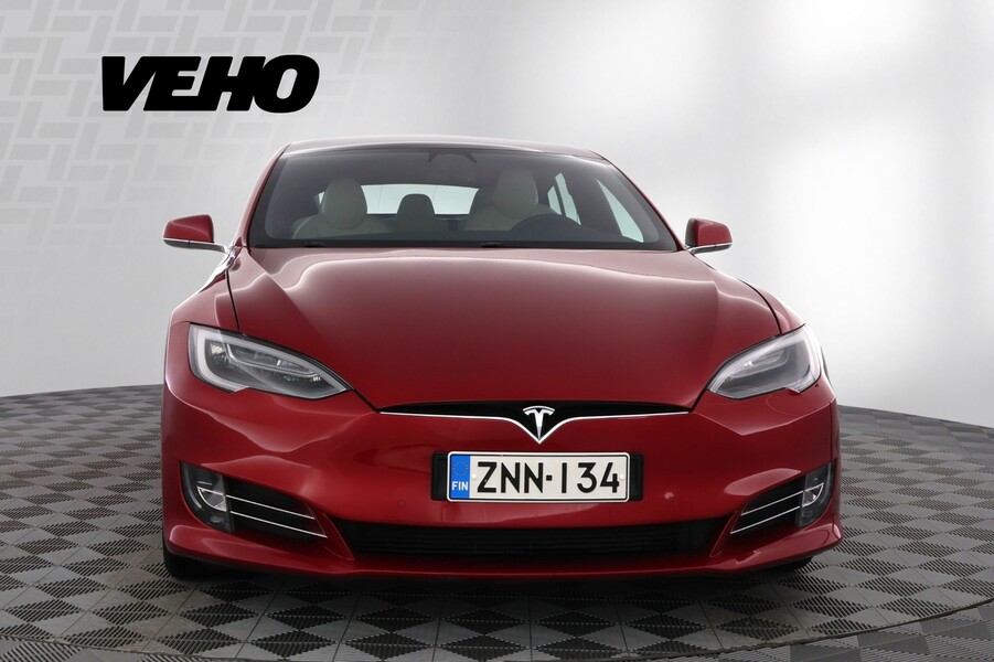 Tesla Model S vaihtoauto