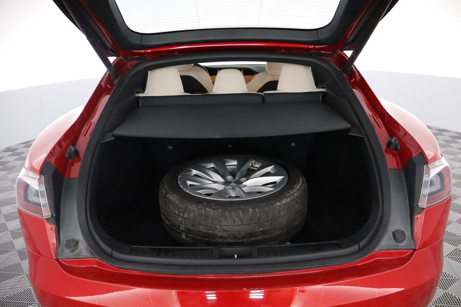 Tesla Model S vaihtoauto