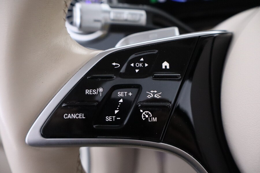 Mercedes-Benz EQS vaihtoauto