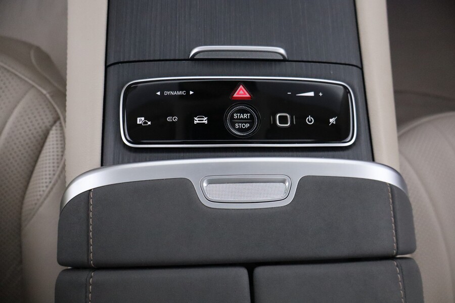 Mercedes-Benz EQS vaihtoauto