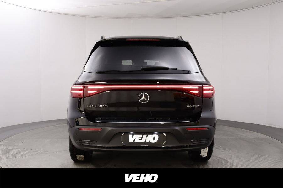 Mercedes-Benz EQB vaihtoauto
