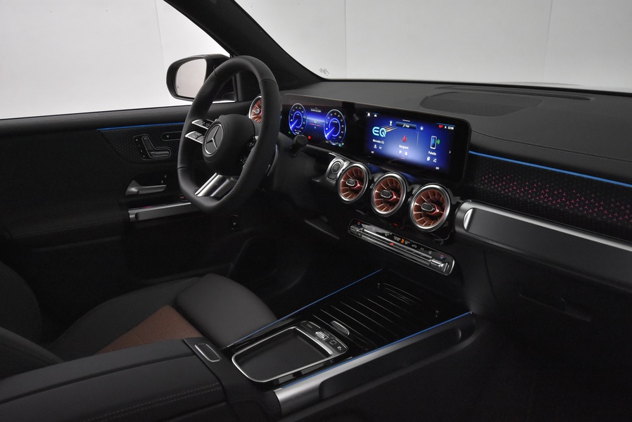 Mercedes-Benz EQB vaihtoauto