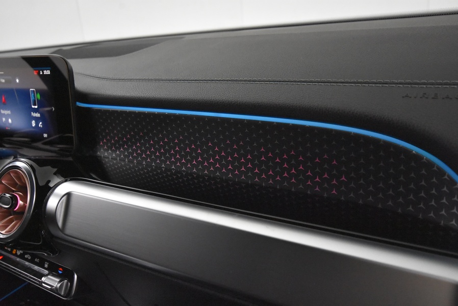 Mercedes-Benz EQB vaihtoauto