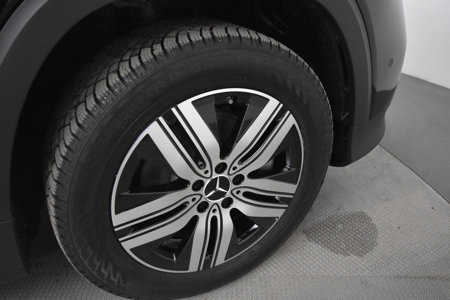 Mercedes-Benz EQB vaihtoauto