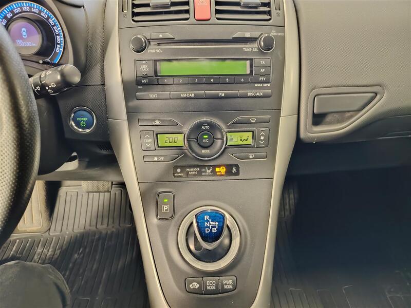 Toyota Auris vaihtoauto