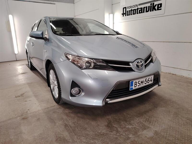Toyota Auris vaihtoauto