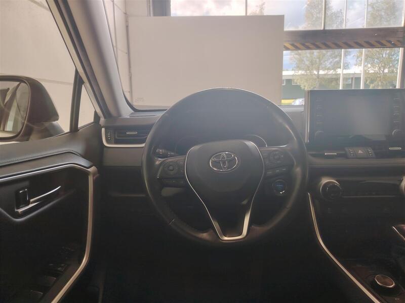 Toyota RAV4 vaihtoauto