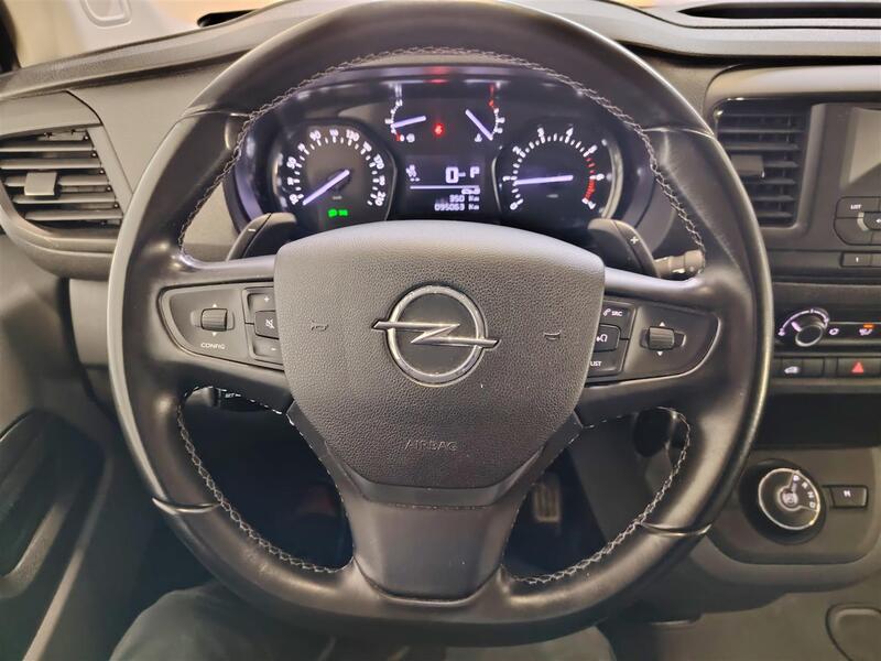 Opel Vivaro vaihtoauto