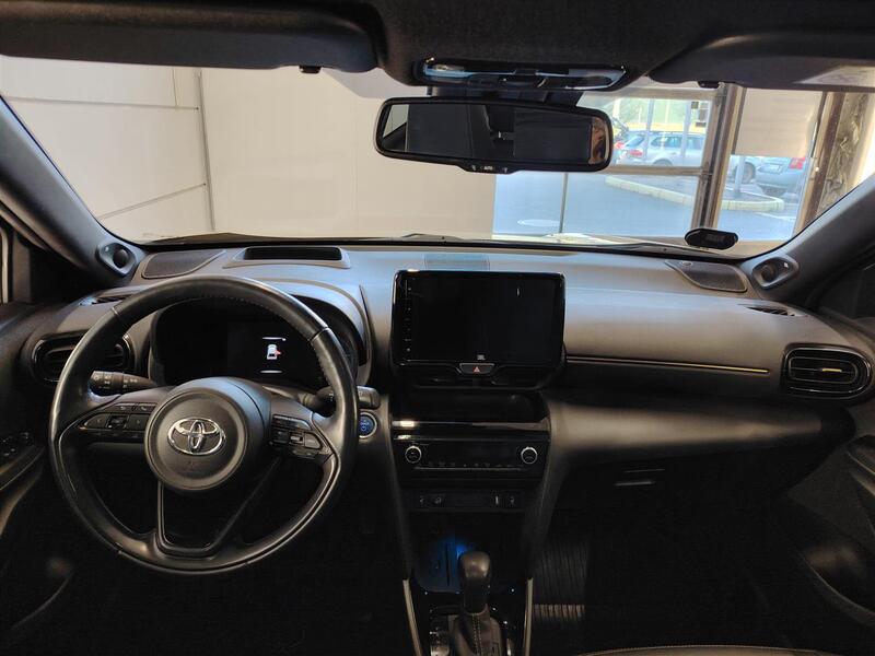Toyota Yaris Cross vaihtoauto
