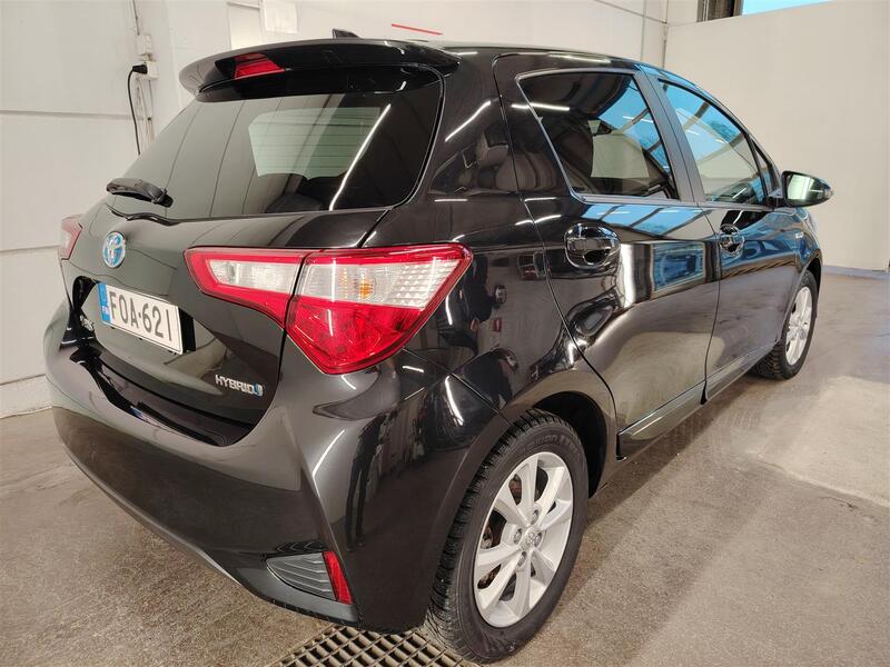 Toyota Yaris vaihtoauto