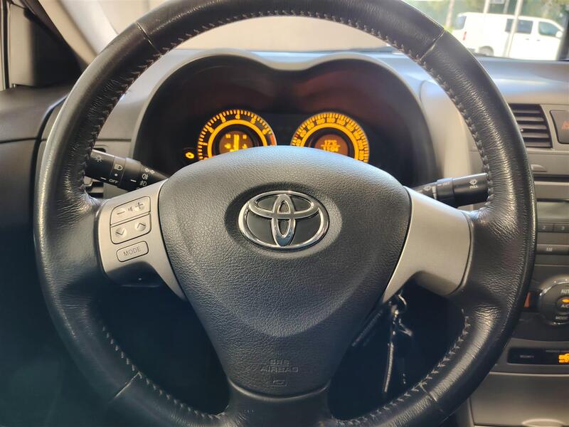 Toyota Corolla vaihtoauto