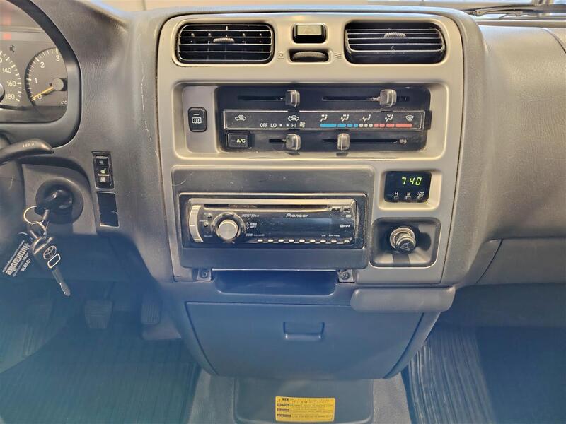 Toyota Hiace vaihtoauto