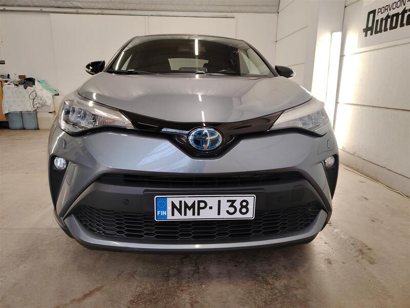 Toyota C-HR vaihtoauto