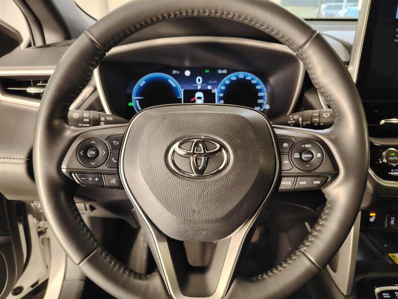 Toyota Corolla Cross vaihtoauto