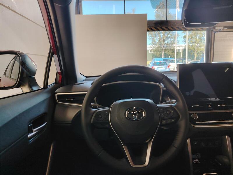 Toyota Corolla Cross vaihtoauto