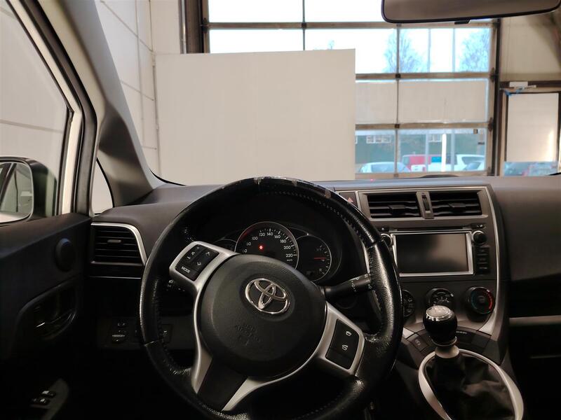 Toyota Verso-S vaihtoauto