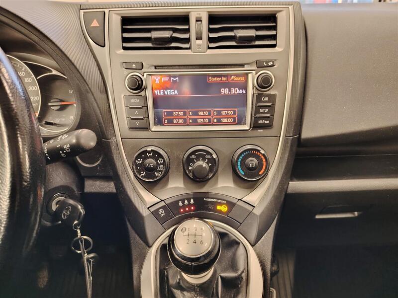 Toyota Verso-S vaihtoauto