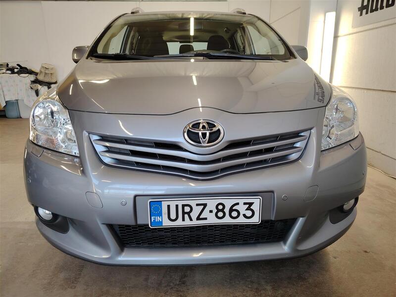 Toyota Verso vaihtoauto