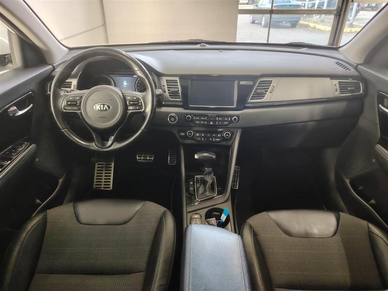 Kia Niro plug-in vaihtoauto