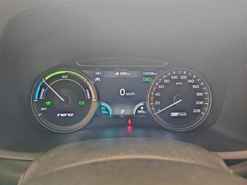Kia Niro plug-in vaihtoauto