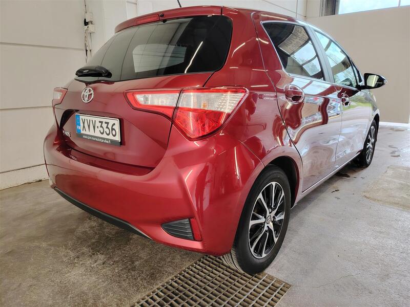 Toyota Yaris vaihtoauto