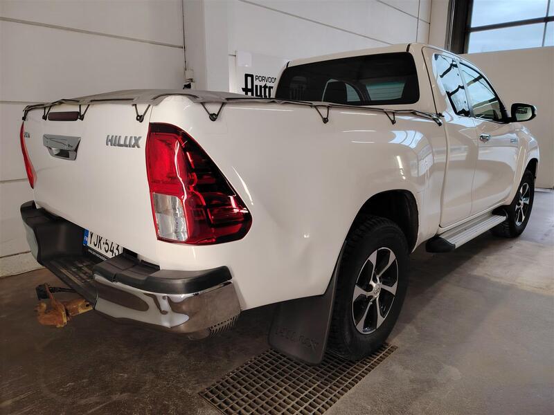 Toyota Hilux vaihtoauto