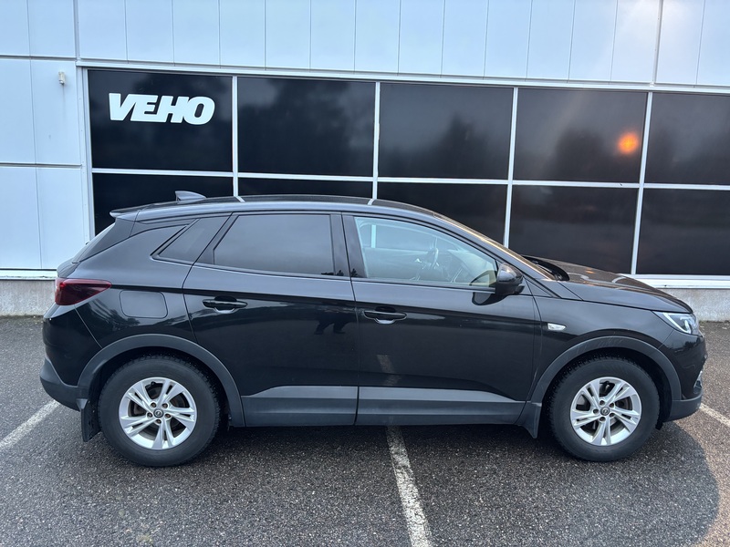 Opel Grandland X vaihtoauto