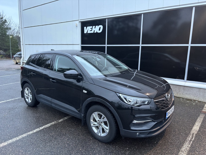 Opel Grandland X vaihtoauto