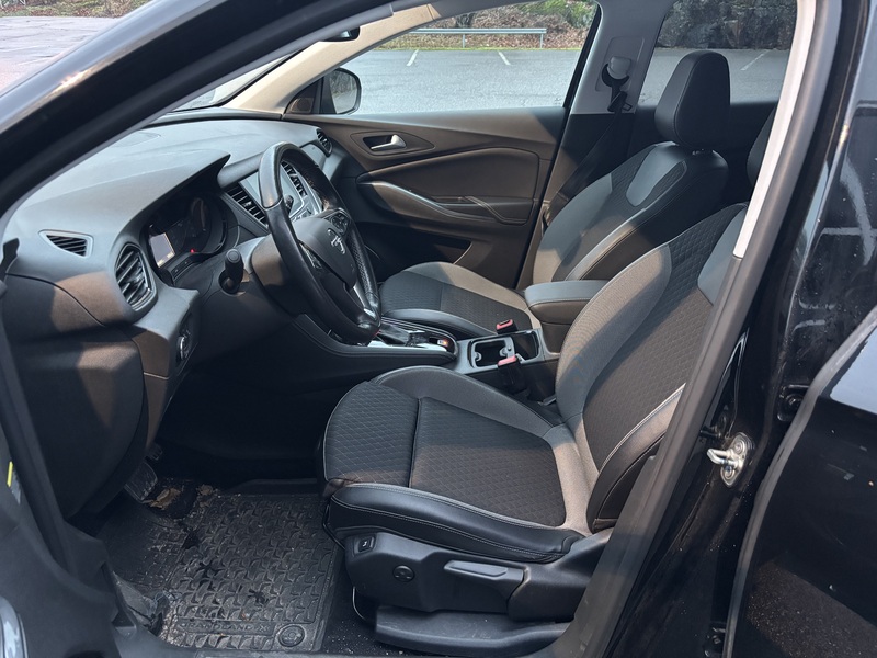 Opel Grandland X vaihtoauto